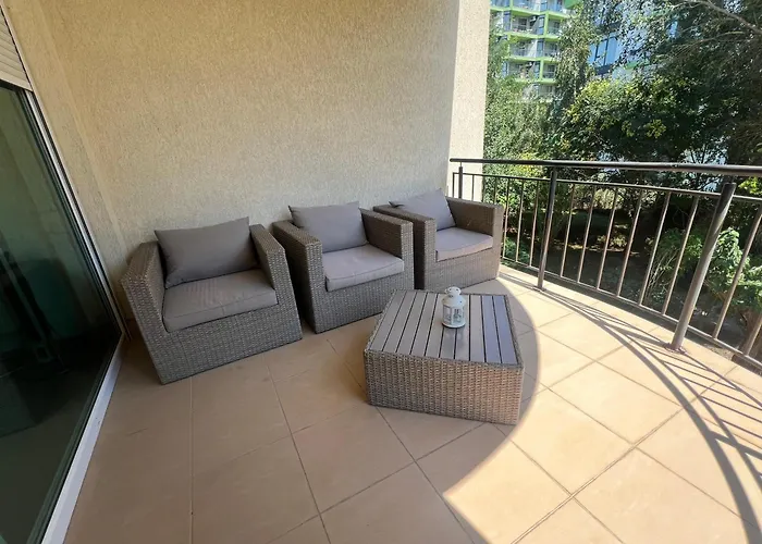 Sea Haven Mamaia Lux 130 M2 Mare *