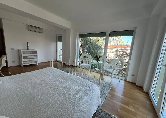 Sea Haven Mamaia Lux 130 M2 Mare Apartmán